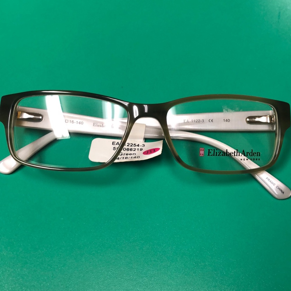 Woman’s Glasses